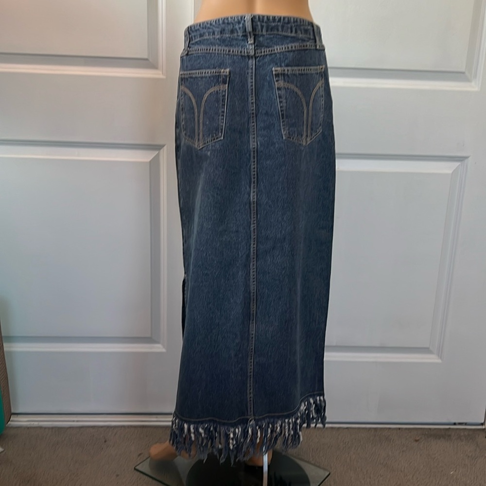 R Wear medium stonewash blue denim fringe long skirt 8